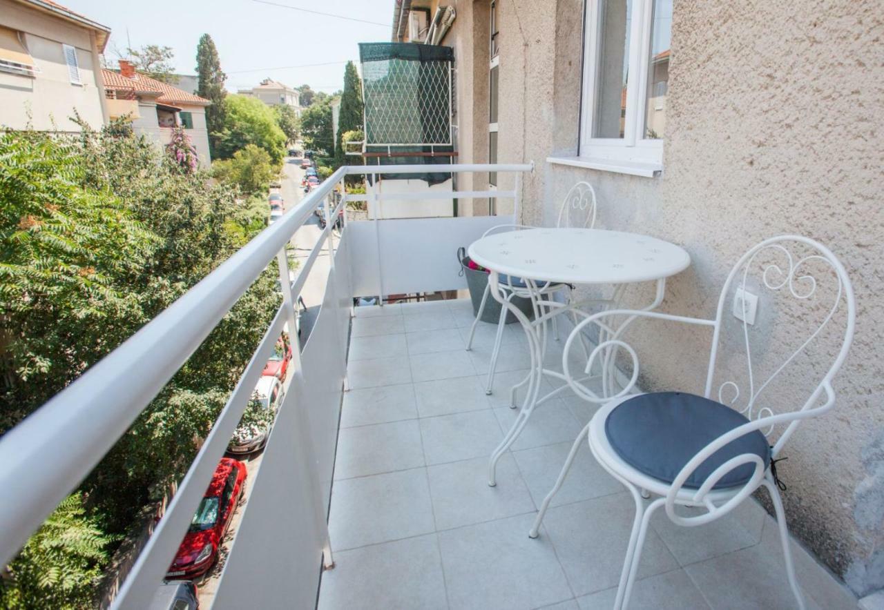 Val Appartement Split Buitenkant foto